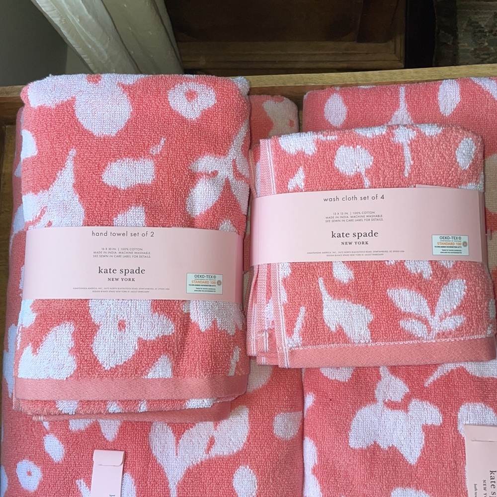 ♠️🎉HP🎉~KATE SPADE ♠️ NEW YORK Beautiful Bath Towel Set 🛀🏻NWT! - Picture 4 of 15
